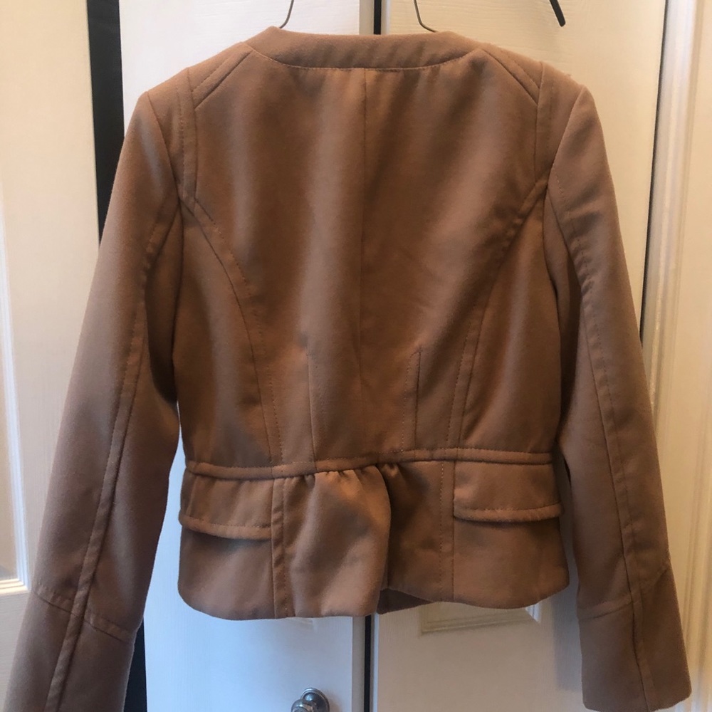Coat - Picture 3 of 4